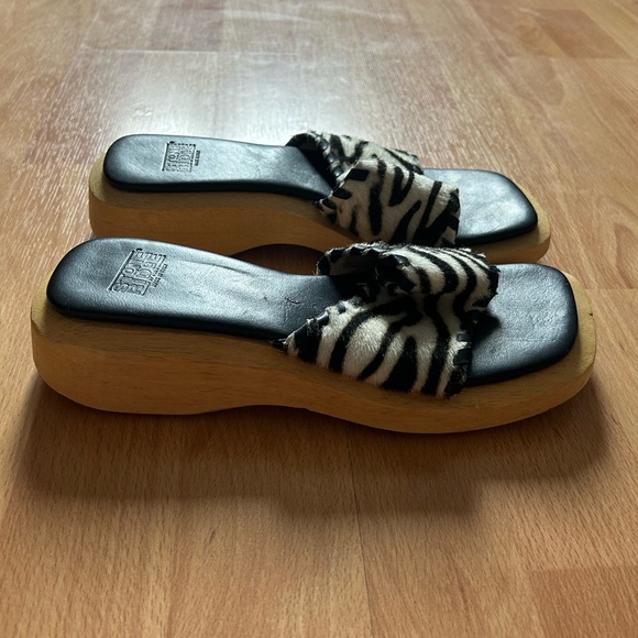 Y2K wooden slides / sandals - Picture 4 of 15